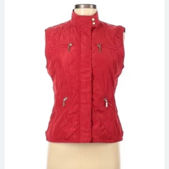 Zara Jackets & Blazers - Zara Basics red quilted vest with pockets layering size XS